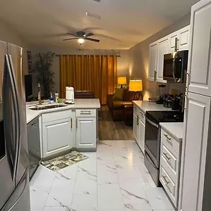 Holiday home Florida Suburban Oasis ~ Lk Mary/sanford Florida!, Sanford